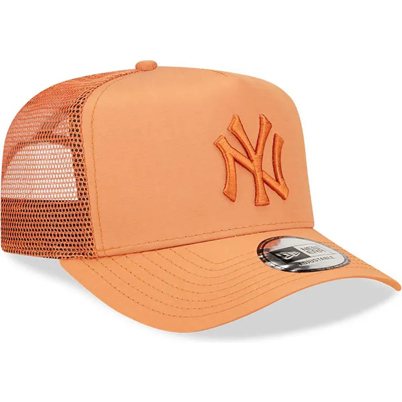 lippikset-kaareva-rekka-ruskea-snapback-a-frame-tech-ripstop-new-york-yankees-mlb-new-era