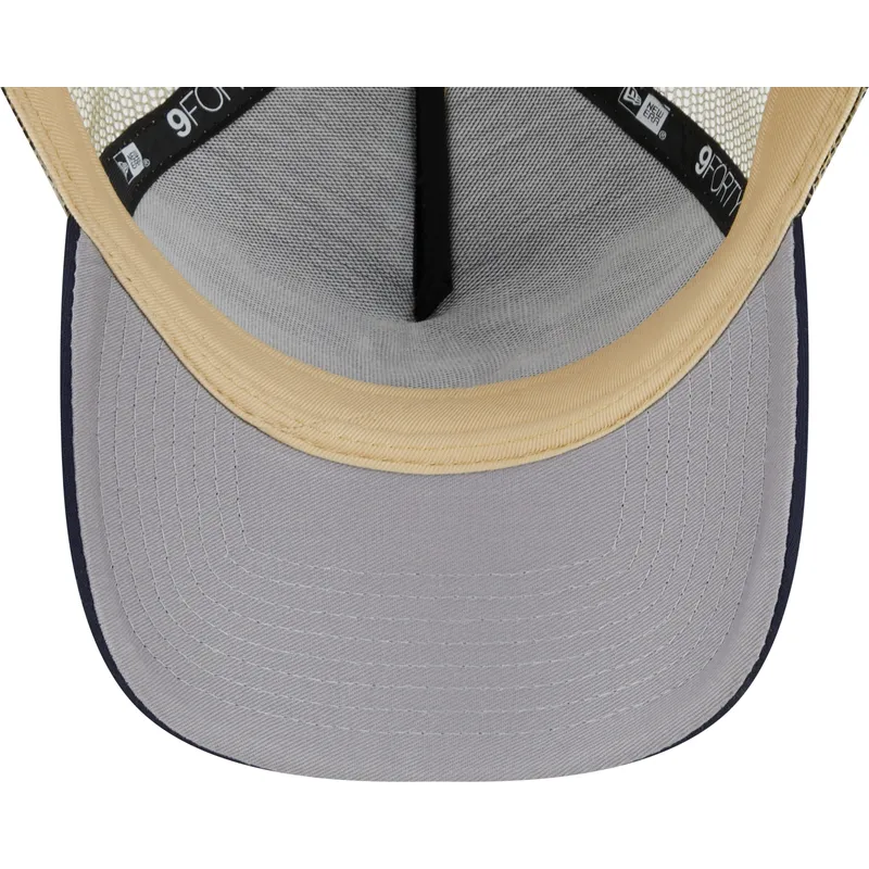 lippikset-kaareva-rekka-beige-snapback-9forty-a-frame-all-day-new-york-yankees-mlb-new-era lippikset-kaareva-rekka-beige-snapback-9forty-a-frame-all-day-new-york-yankees-mlb-new-era