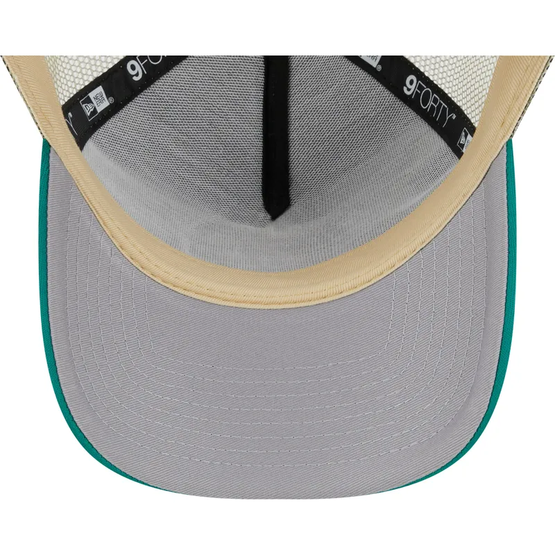 lippikset-kaareva-rekka-beige-snapback-9forty-a-frame-all-day-boston-celtics-nba-new-era lippikset-kaareva-rekka-beige-snapback-9forty-a-frame-all-day-boston-celtics-nba-new-era