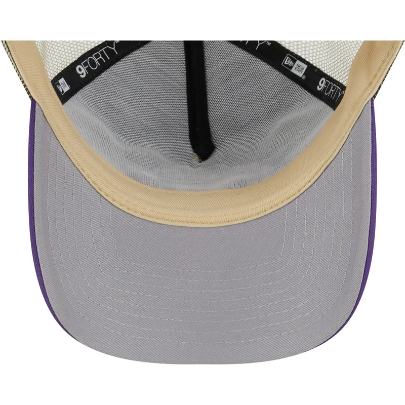 lippikset-kaareva-rekka-beige-snapback-9forty-a-frame-all-day-los-angeles-lakers-nba-new-era