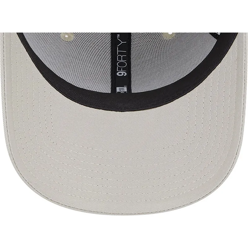 lippikset-kaareva-beige-saadettava-nauha-9forty-seasonal-vespa-piaggio-new-era
