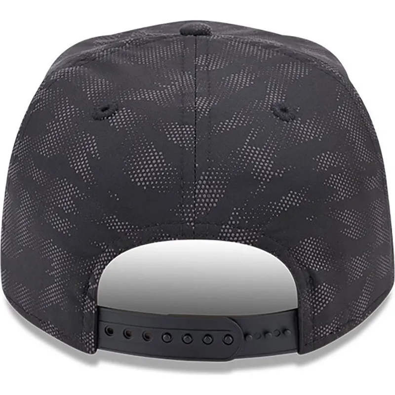 lippikset-kaareva-musta-snapback-9fifty-stretch-snap-reflective-camo-manchester-united-football-club-premier-league-new-era lippikset-kaareva-musta-snapback-9fifty-stretch-snap-reflective-camo-manchester-united-football-club-premier-league-new-era