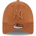lippikset-kaareva-ruskea-saadettava-nauha-9forty-cord-new-york-yankees-mlb-new-era