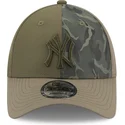 lippikset-kaareva-vihrea-saadettava-nauha-9forty-multi-texture-new-york-yankees-mlb-new-era
