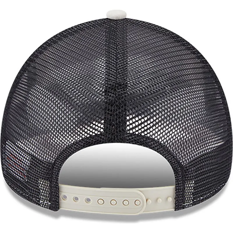 lippikset-kaareva-rekka-beige-snapback-a-frame-repreve-license-plate-miami-new-era