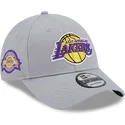 lippikset-kaareva-harmaa-saadettava-nauha-9forty-team-side-patch-los-angeles-lakers-nba-new-era
