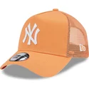 lippikset-kaareva-rekka-oranssi-snapback-a-frame-league-essential-new-york-yankees-mlb-new-era