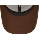 lippikset-kaareva-ruskea-saadettava-nauha-9forty-monogram-new-york-yankees-mlb-new-era