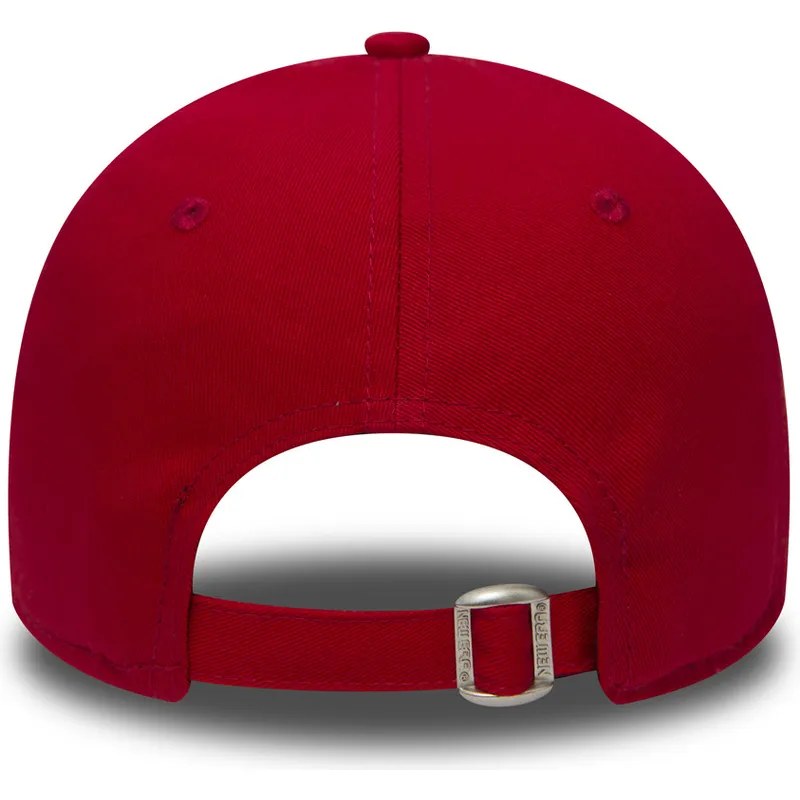 cap-kaareva-red-adjustable-strap-9forty-essential-manchester-united-football-club-premier-league-new-era cap-kaareva-red-adjustable-strap-9forty-essential-manchester-united-football-club-premier-league-new-era