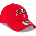 lippikset-kaareva-punainen-saadettava-nauha-9forty-tampa-bay-buccaneers-nfl-new-era