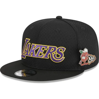 Lippikset litteä musta snapback 9FIFTY Post-Up Pin Los Angeles Lakers NBA New Era