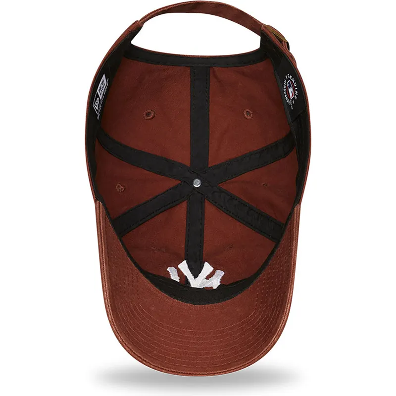 cap-kaareva-brown-adjustable-strap-9twenty-league-essential-new-york-yankees-mlb-new-era cap-kaareva-brown-adjustable-strap-9twenty-league-essential-new-york-yankees-mlb-new-era
