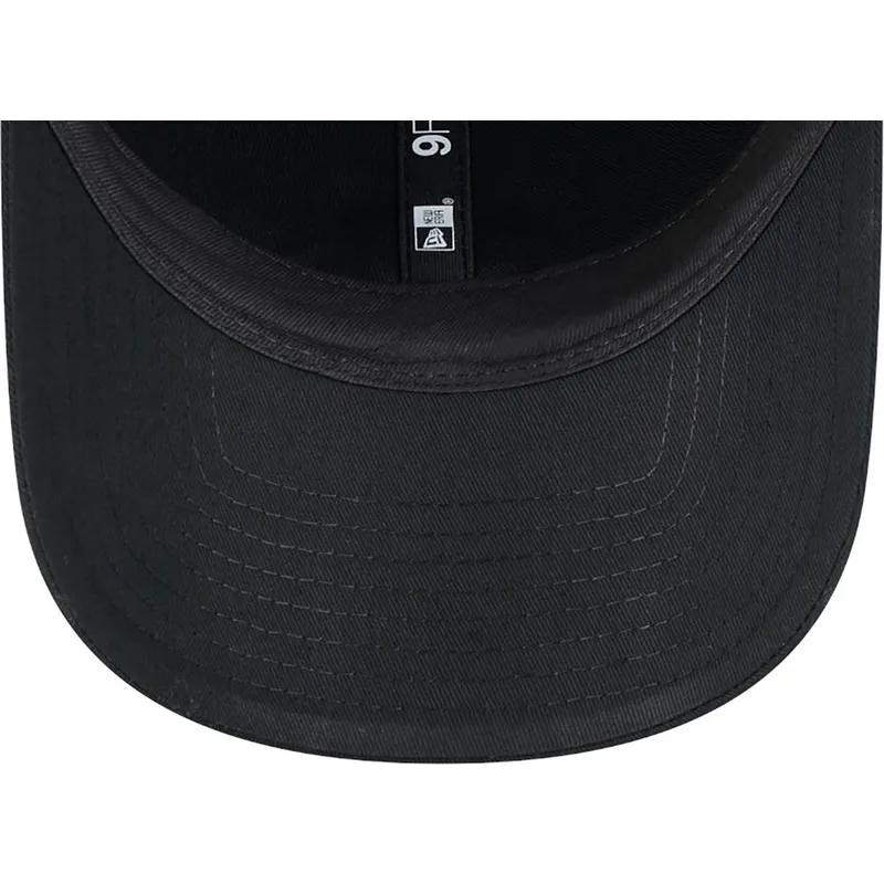 lippikset-kaareva-musta-saadettava-nauha-9forty-pin-chicago-bulls-nba-new-era