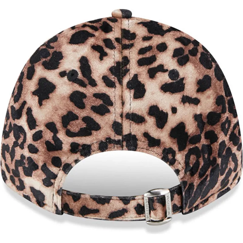 lippikset-kaareva-leopardi-saadettava-nauha-rosa-9forty-velour-new-york-yankees-mlb-new-era