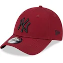 lippikset-kaareva-punainen-saadettava-nauha-9forty-league-essential-new-york-yankees-mlb-new-era