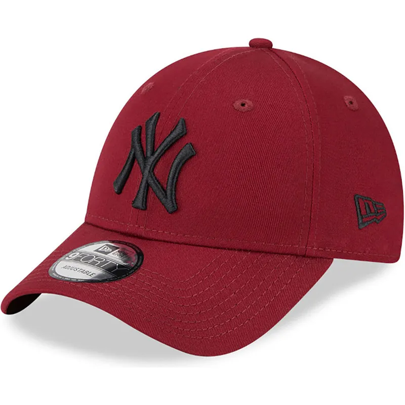 lippikset-kaareva-punainen-saadettava-nauha-9forty-league-essential-new-york-yankees-mlb-new-era lippikset-kaareva-punainen-saadettava-nauha-9forty-league-essential-new-york-yankees-mlb-new-era