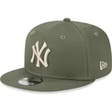 lippikset-littea-vihrea-snapback-9fifty-league-essential-new-york-yankees-mlb-new-era