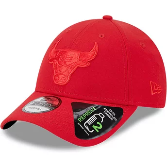 New Era Curved Brim Red Logo 9FORTY REPREVE Outline Chicago Bulls NBA Red Adjustable Cap
