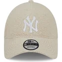 lippikset-kaareva-beige-saadettava-nauha-9forty-teddy-new-york-yankees-mlb-new-era