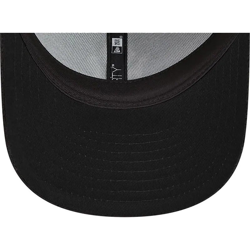 lippikset-kaareva-musta-saadettava-nauha-9forty-teddy-new-york-yankees-mlb-new-era