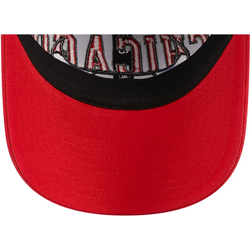 lippikset-kaareva-harmaa-saadettava-nauha-9twenty-tip-off-2023-chicago-bulls-nba-new-era lippikset-kaareva-harmaa-saadettava-nauha-9twenty-tip-off-2023-chicago-bulls-nba-new-era