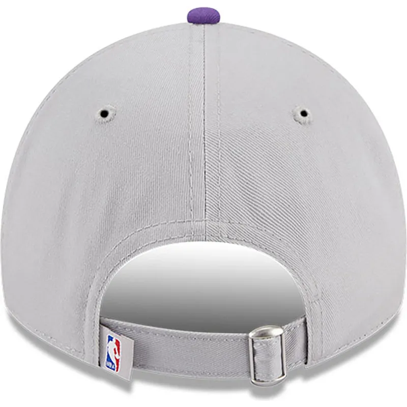 lippikset-kaareva-harmaa-saadettava-nauha-9twenty-tip-off-2023-los-angeles-lakers-nba-new-era