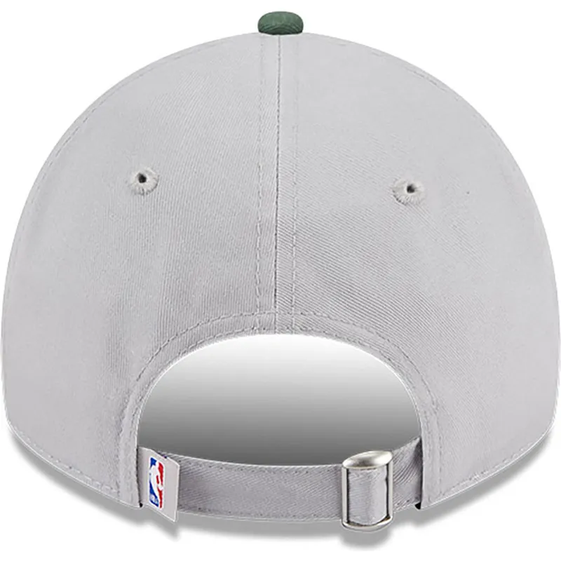 lippikset-kaareva-harmaa-saadettava-nauha-9twenty-tip-off-2023-milwaukee-bucks-nba-new-era