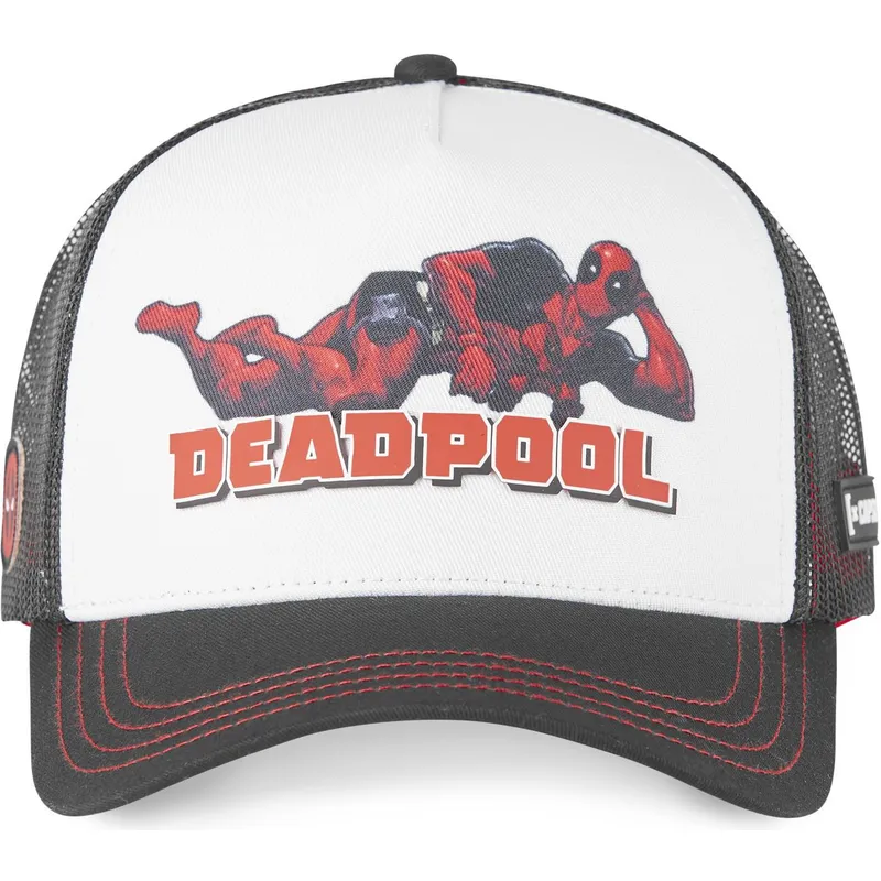 lippikset-kaareva-rekka-musta-snapback-mar6-dea3-deadpool-marvel-comics-capslab