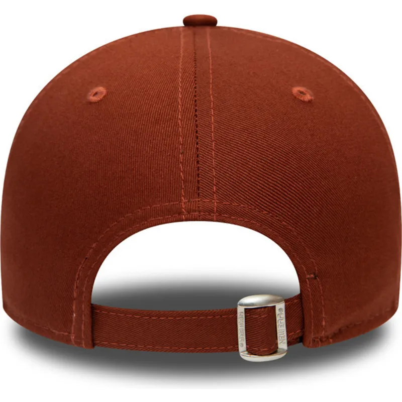 lippikset-kaareva-ruskea-saadettava-nauha-9forty-league-essential-new-york-yankees-mlb-new-era