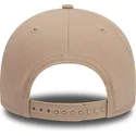 lippikset-kaareva-beige-snapback-9forty-seasonal-red-bull-racing-formula-1-new-era
