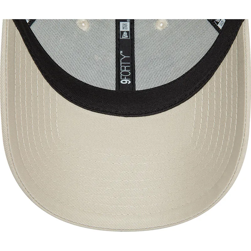 lippikset-kaareva-beige-saadettava-nauha-9forty-essential-new-era