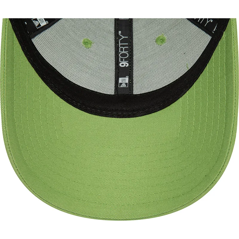 lippikset-kaareva-vihrea-snapback-9forty-flawless-new-york-yankees-mlb-new-era