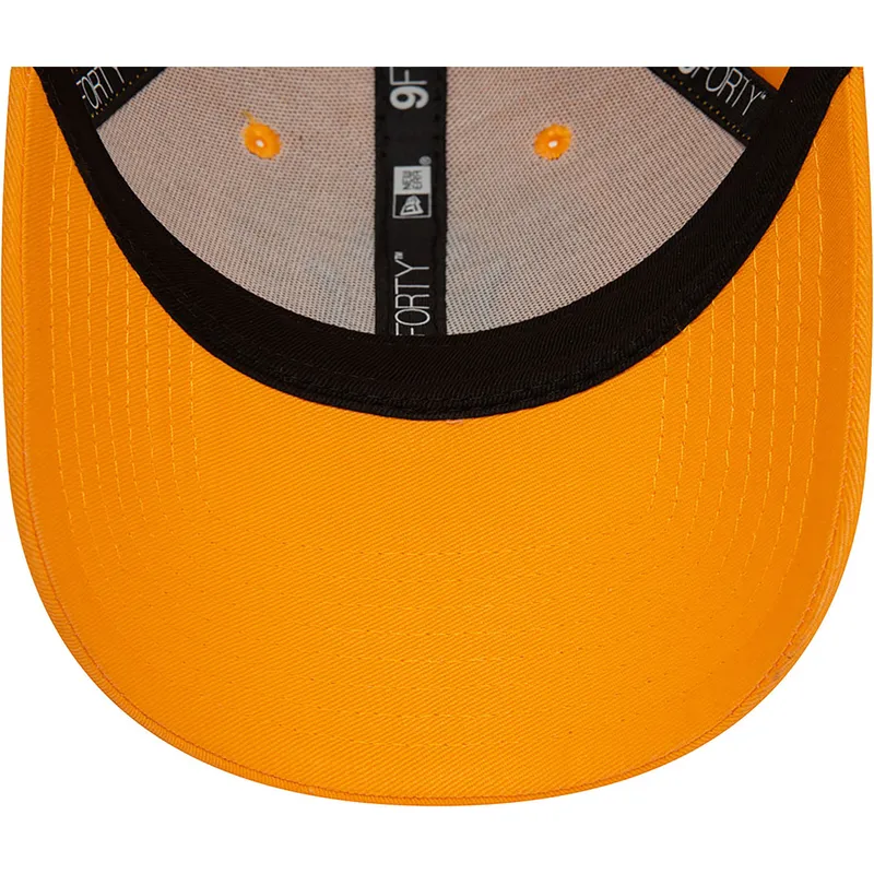 lippikset-kaareva-oranssi-saadettava-nauha-9forty-league-essential-new-york-yankees-mlb-new-era