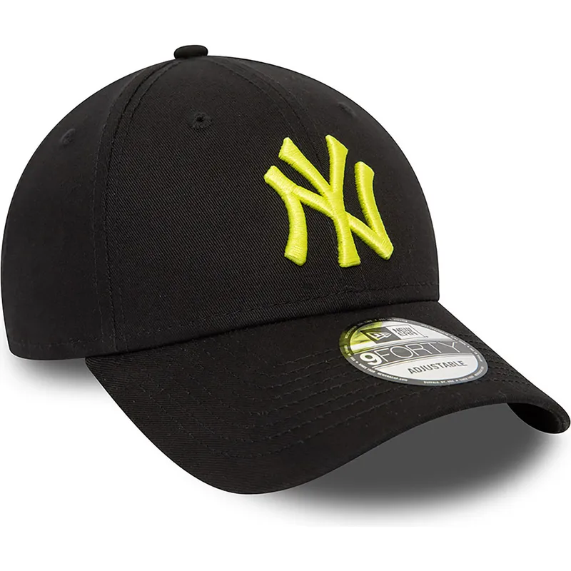 lippikset-kaareva-musta-saadettava-nauha-9forty-league-essential-new-york-yankees-mlb-new-era lippikset-kaareva-musta-saadettava-nauha-9forty-league-essential-new-york-yankees-mlb-new-era