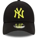 lippikset-kaareva-musta-saadettava-nauha-9forty-league-essential-new-york-yankees-mlb-new-era