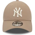 lippikset-kaareva-ruskea-saadettava-nauha-9forty-league-essential-new-york-yankees-mlb-new-era