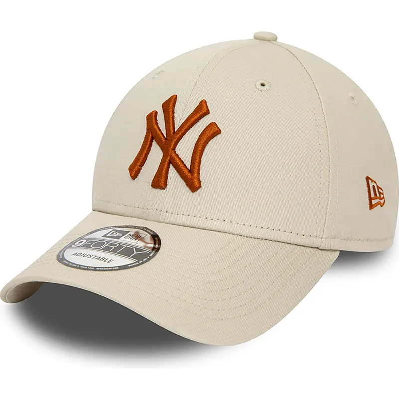 lippikset-kaareva-beige-saadettava-nauha-9forty-league-essential-new-york-yankees-mlb-new-era lippikset-kaareva-beige-saadettava-nauha-9forty-league-essential-new-york-yankees-mlb-new-era