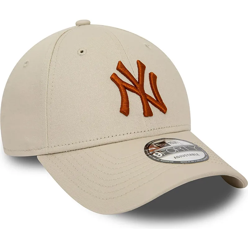 lippikset-kaareva-beige-saadettava-nauha-9forty-league-essential-new-york-yankees-mlb-new-era lippikset-kaareva-beige-saadettava-nauha-9forty-league-essential-new-york-yankees-mlb-new-era