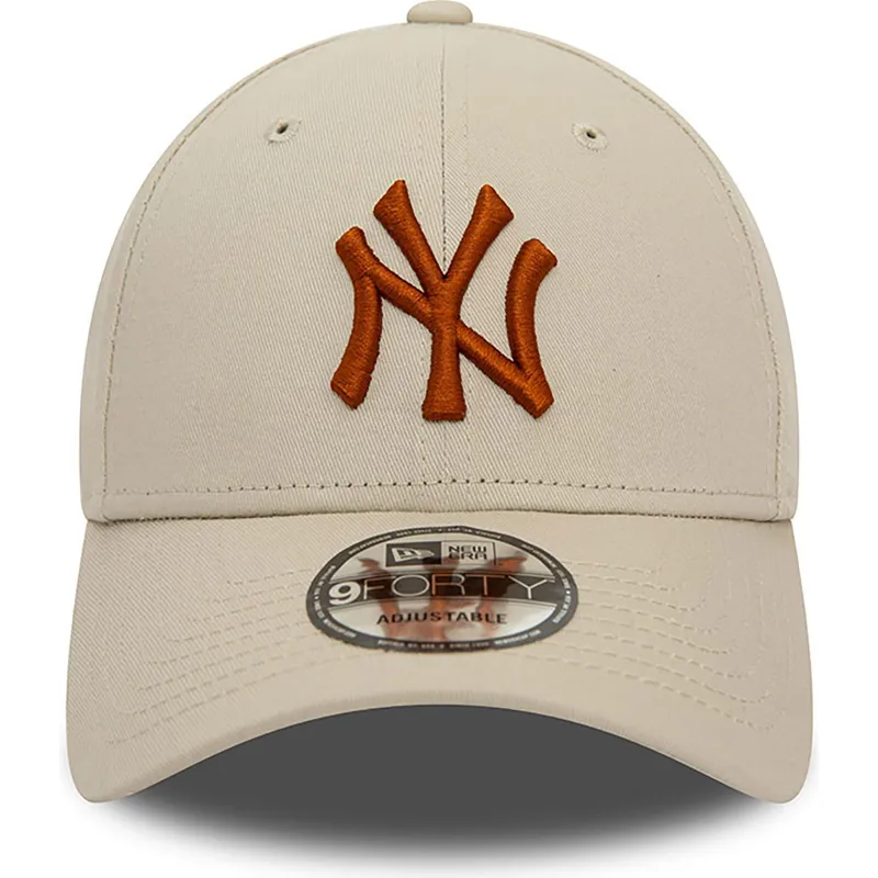 lippikset-kaareva-beige-saadettava-nauha-9forty-league-essential-new-york-yankees-mlb-new-era lippikset-kaareva-beige-saadettava-nauha-9forty-league-essential-new-york-yankees-mlb-new-era