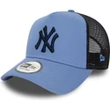 lippikset-kaareva-rekka-sininen-snapback-a-frame-league-essential-new-york-yankees-mlb-new-era