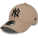 lippikset-kaareva-ruskea-saadettava-nauha-9twenty-league-essential-new-york-yankees-mlb-new-era