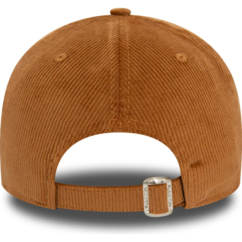 lippikset-kaareva-ruskea-saadettava-nauha-9forty-cord-new-york-yankees-mlb-new-era lippikset-kaareva-ruskea-saadettava-nauha-9forty-cord-new-york-yankees-mlb-new-era