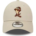 lippikset-kaareva-beige-saadettava-nauha-9forty-character-tasmania-looney-tunes-new-era