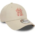 lippikset-kaareva-beige-saadettava-nauha-9forty-team-outline-new-york-yankees-mlb-new-era