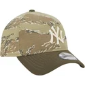lippikset-kaareva-maastokuvio-snapback-9forty-a-frame-two-tone-tiger-new-york-yankees-mlb-new-era