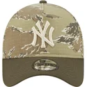 lippikset-kaareva-maastokuvio-snapback-9forty-a-frame-two-tone-tiger-new-york-yankees-mlb-new-era