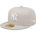 lippikset-littea-beige-istuva-59fifty-league-essential-new-york-yankees-mlb-new-era
