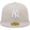 lippikset-littea-beige-istuva-59fifty-league-essential-new-york-yankees-mlb-new-era