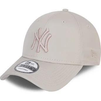 Cap kaareva beige adjustable strap 9FORTY League Essential Poly New York Yankees MLB New Era