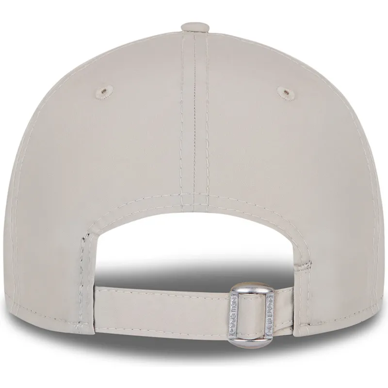 cap-kaareva-beige-adjustable-strap-9forty-league-essential-poly-new-york-yankees-mlb-new-era cap-kaareva-beige-adjustable-strap-9forty-league-essential-poly-new-york-yankees-mlb-new-era